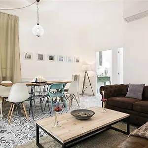 Apartment In Downtown - Vintage